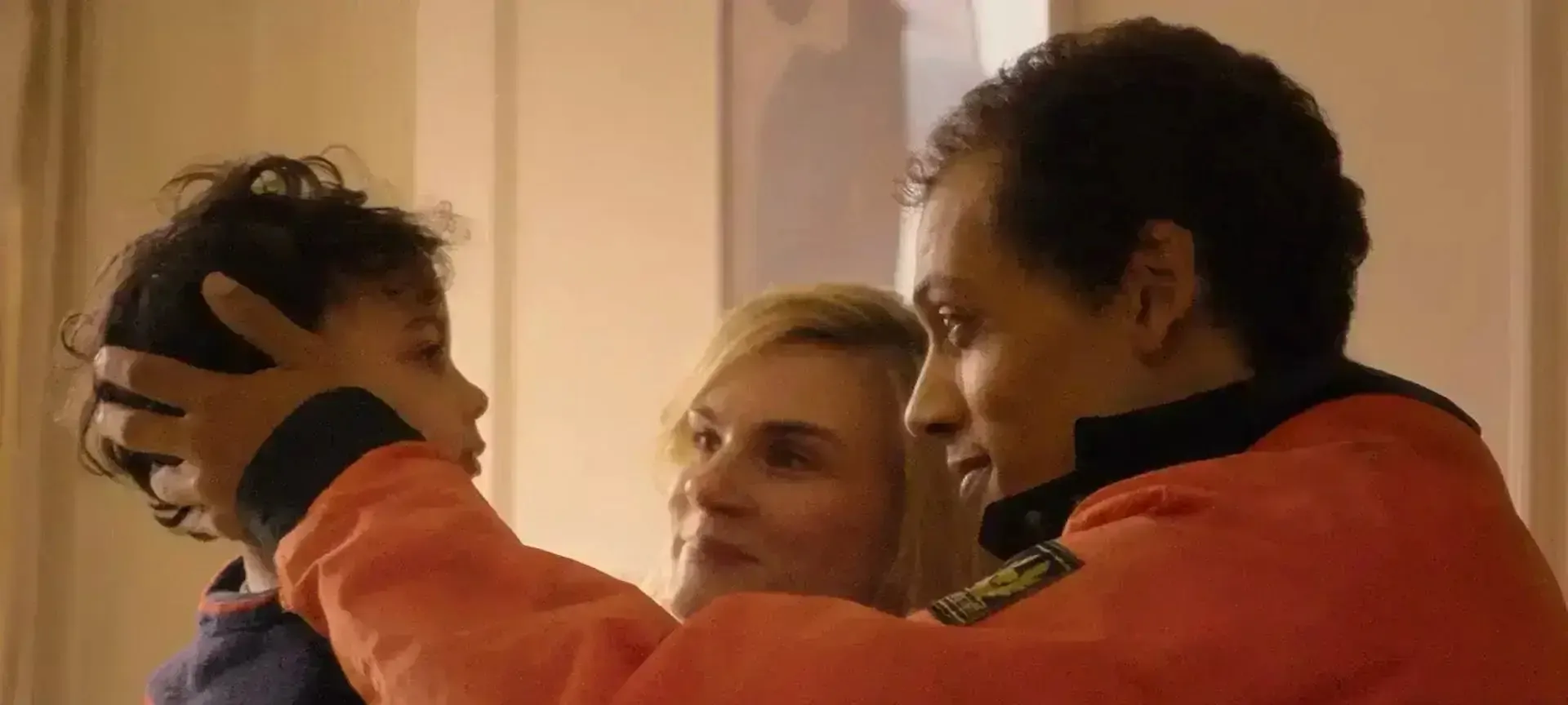 Minissérie na Netflix retrata o drama de uma criança testemunha de assassinato não divulgado