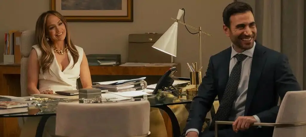 Paixão de Escritório: Jennifer Lopez estreia como protagonista em romcom adulta da Netflix