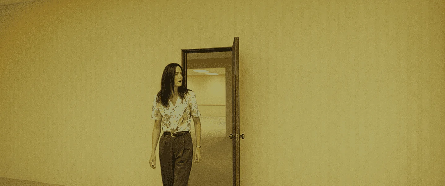 Backrooms: Um Não-Lugar em filme da A24 mostra diferenças em relação à sua origem viral