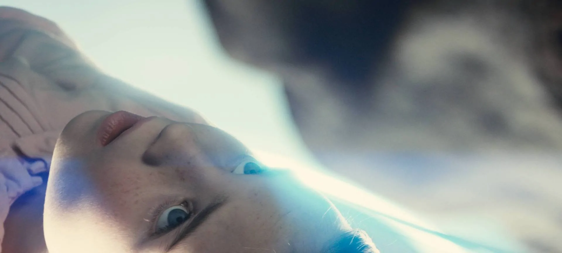 Entenda o Significado de “Ouçam” no Novo Filme de Steven Spielberg e o Porquê de Recusar o Discurso Alienígena Completo