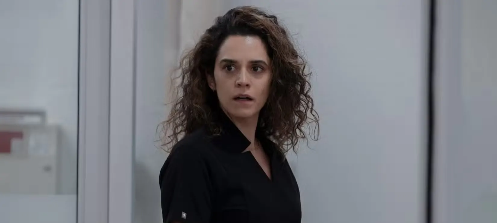 The Pitt: mudanças no elenco e retorno tardio de personagem na 3ª temporada