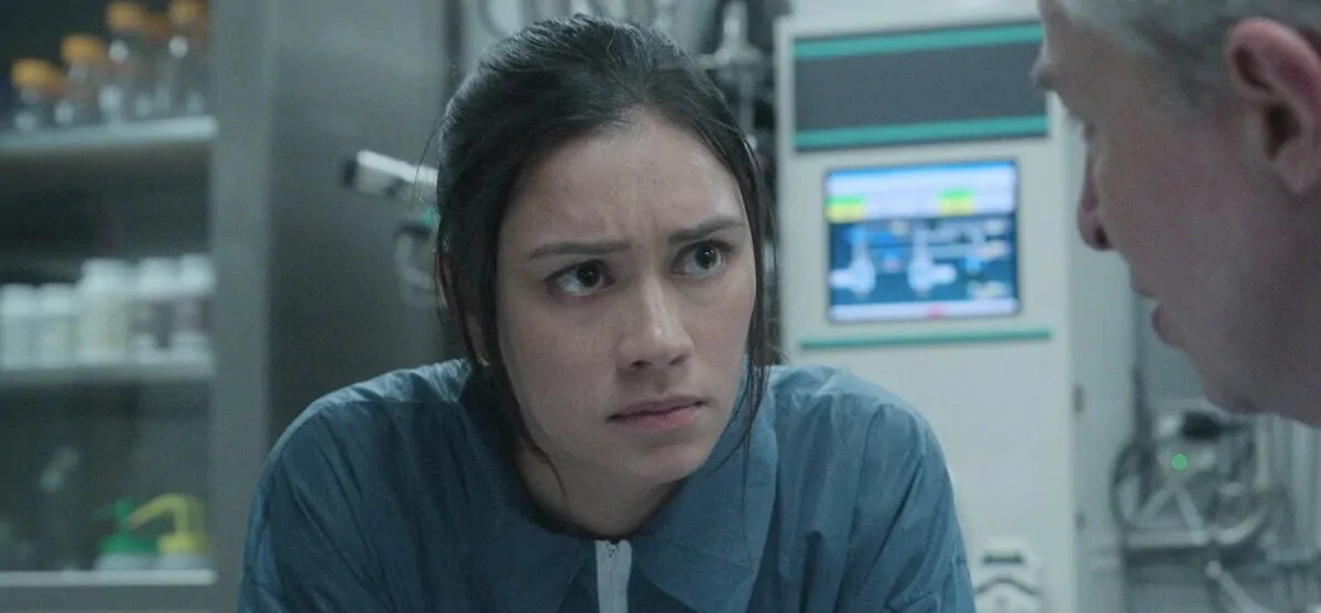 Rose Larkin retorna em O Agente Noturno 4ª temporada e sua ausência anterior gera questionamentos
