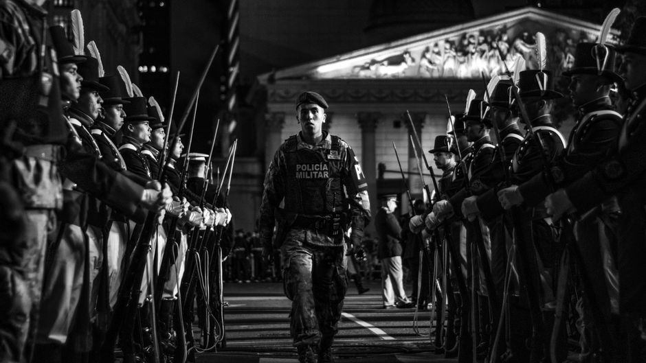 Ator de Classe dos Heróis Fracos inicia serviço militar e se despede dos fãs Ator de Classe dos Heróis Fracos inicia serviço militar e se despede dos fãs