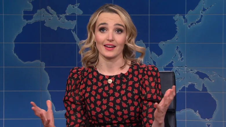Chloe Fineman anuncia saída de Saturday Night Live após sete temporadas Chloe Fineman anuncia saída de Saturday Night Live após sete temporadas