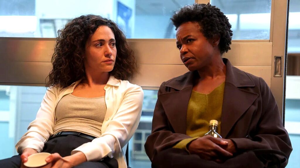 Furious: a série de crime de Emmy Rossum que redefine vingança contra o poder