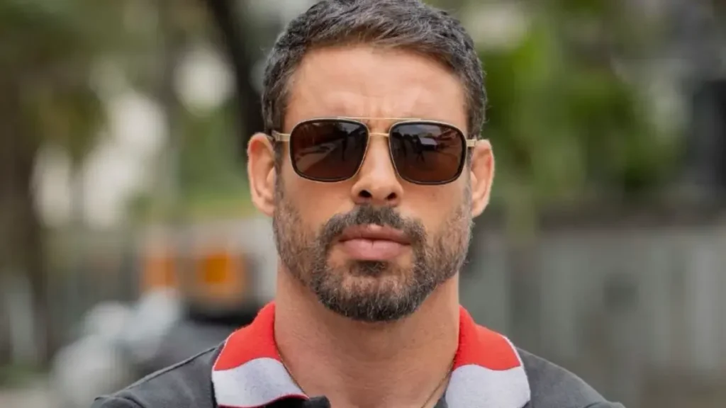 Jogada de Risco: Cauã Reymond esclarece que série do Globoplay não é baseada em fatos reais Jogada de Risco: Cauã Reymond esclarece que série do Globoplay não é baseada em fatos reais