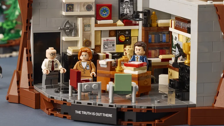 LEGO lança primeiro conjunto oficial de The X-Files com 1.478 peças LEGO lança primeiro conjunto oficial de The X-Files com 1.478 peças