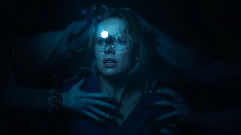Insidious: Out of the Further expande homenagem a Poltergeist e Elm Street Insidious: Out of the Further expande homenagem a Poltergeist e Elm Street