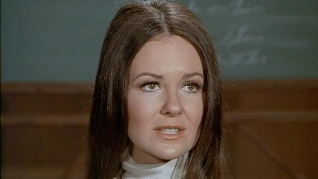 Shelley Fabares: ícone de The Donna Reed Show e Coach morre aos 82 anos
