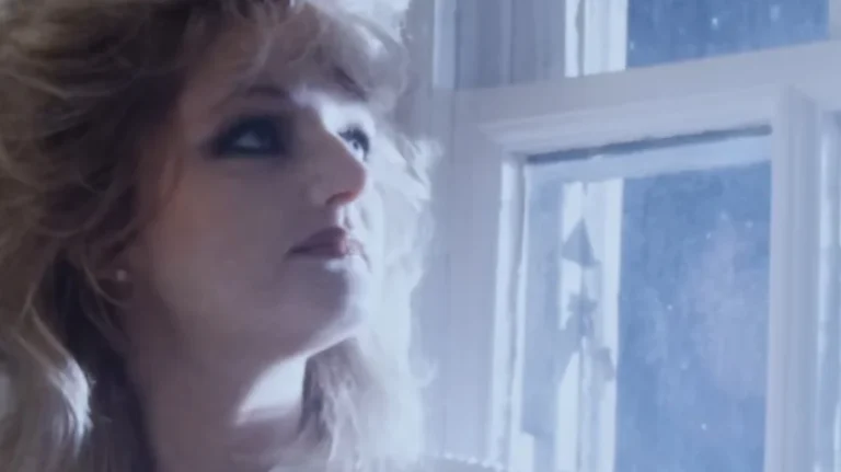 Strange New Worlds unwittingly pays tribute to Bonnie Tyler with Human Best Friend