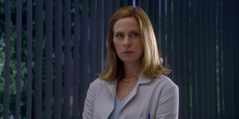 Anne Dudek Auditioned For Pam Beesly