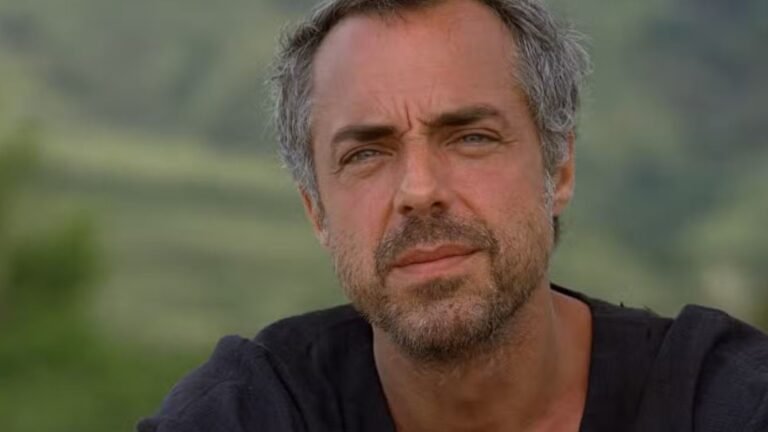 6 Lost (2004 - 2010)