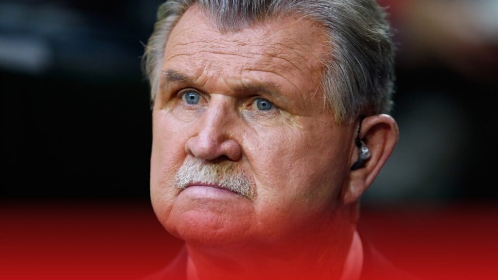 Morre Mike Ditka, ícone da NFL e comentarista